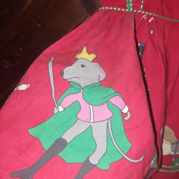 A hand made girls dress size 2t🎄🎁